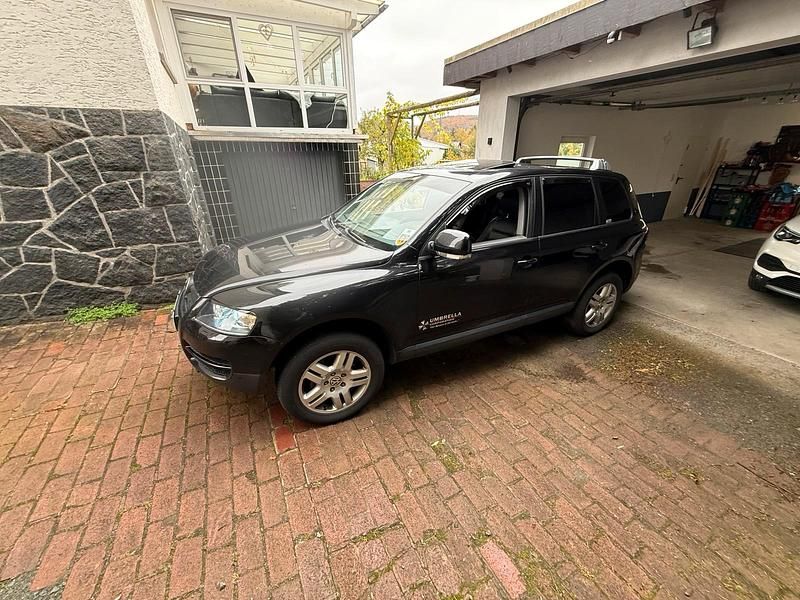 Gebraucht VW Touareg 242 PS (177 kW) 2006 Schwarz SUV