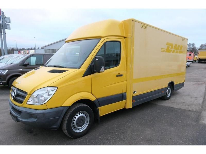 Gelb (metallic) Gebraucht 2011 Mercedes Sprinter Van | 12.257 € (Fairer Preis) - Bild 1/3