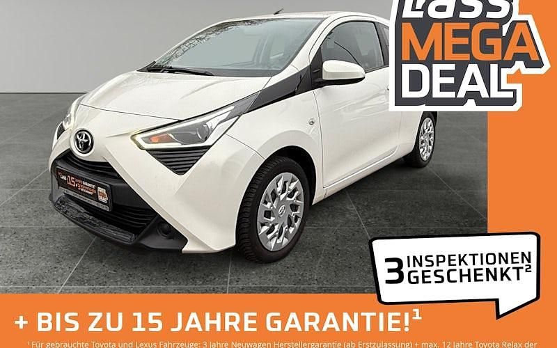 Gebraucht Toyota Aygo X-play 72 PS (52 kW) 2021 Weiß Kleinwagen