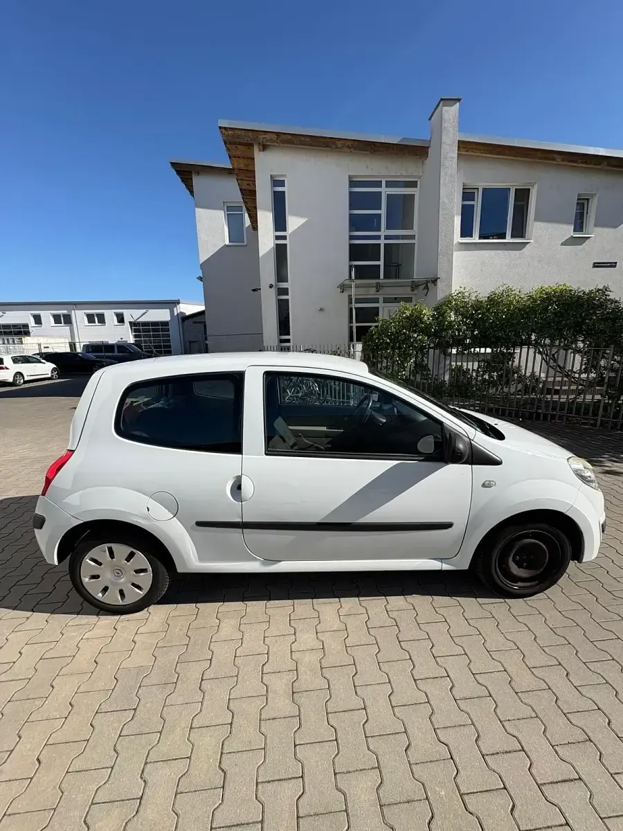 Używany Renault Twingo 58 KM (42 kW) 2009 Biały Hatchback