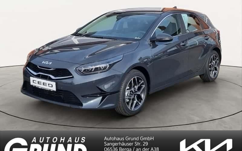Grau Gebraucht 2025 Kia Ceed Sportswagon Spirit Kombi | 22.490 € (Superpreis) - Bild 1/4