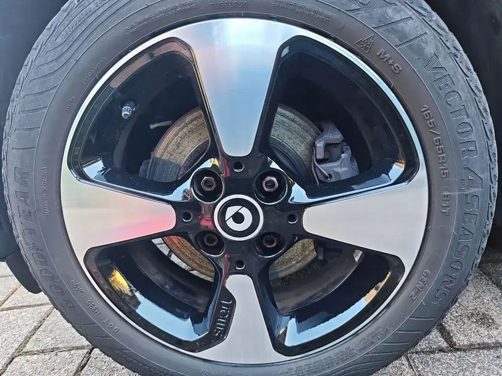 Gebraucht Smart ForTwo Electric Drive 41 kW (56 PS) 2021 Schwarz Coupé