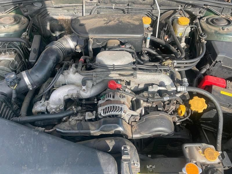 Gebraucht Subaru Outback 156 PS (114 kW) 2002 Grün Kombi