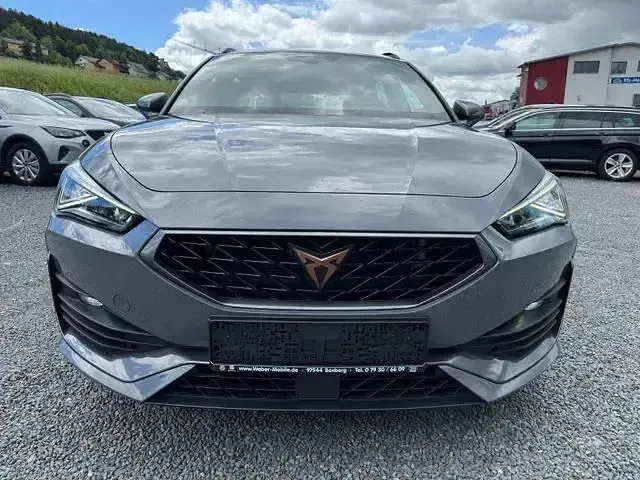 Gebraucht Cupra Leon VZ 301 PS (221 kW) 2024 Grau Limousine
