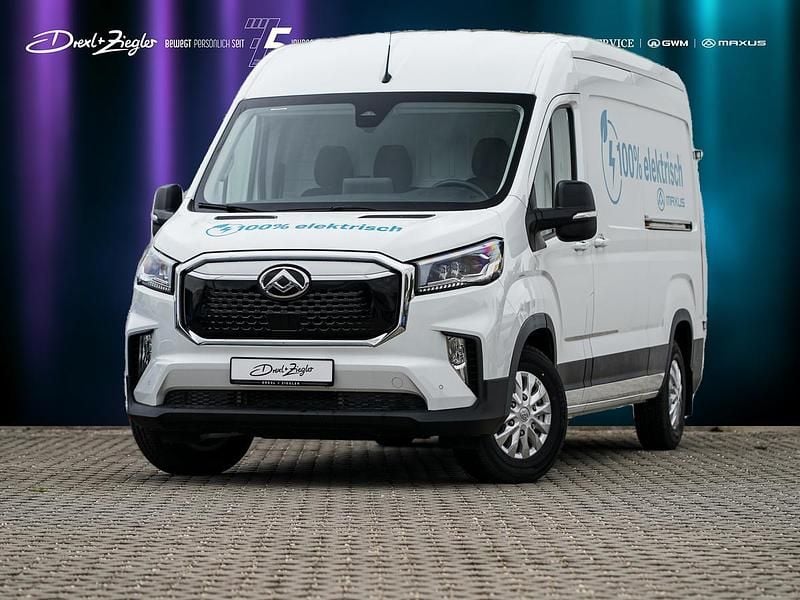 Warm white Neu 2025 Maxus eDeliver 9 Van | 32.990 € - Bild 1/4