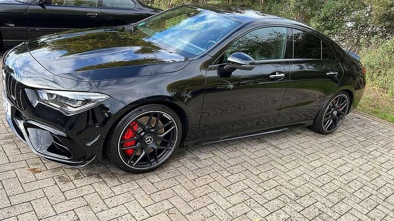 Schwarz Gebraucht 2020 Mercedes CLA45 AMG AMG Limousine | 48.900 € (Fairer Preis) - Bild 1/4