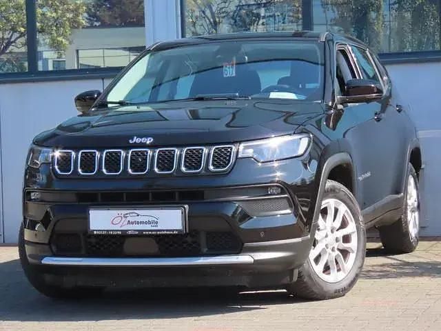 Second-hand Jeep Compass 131 CP (96 kW) 2024 Negru SUV