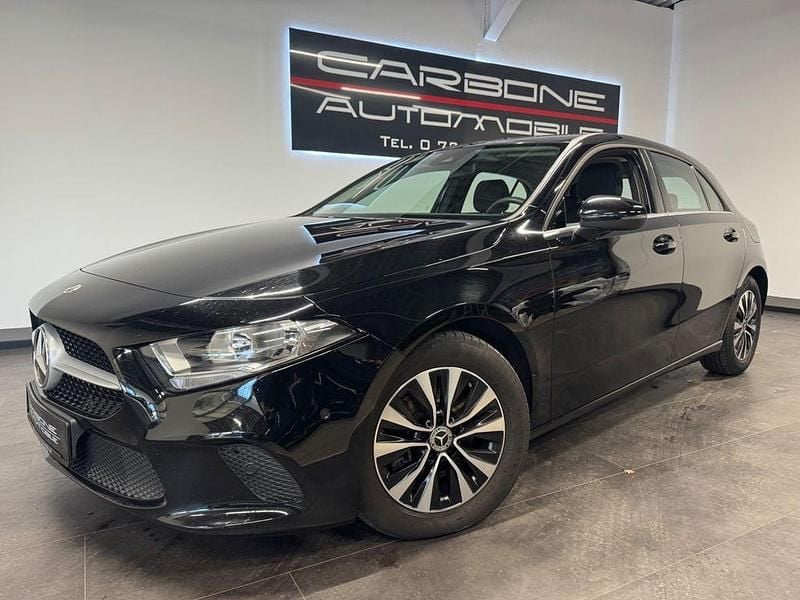 Schwarz Gebraucht 2021 Mercedes A200 Limousine | 16.790 € (Fairer Preis) - Bild 1/4