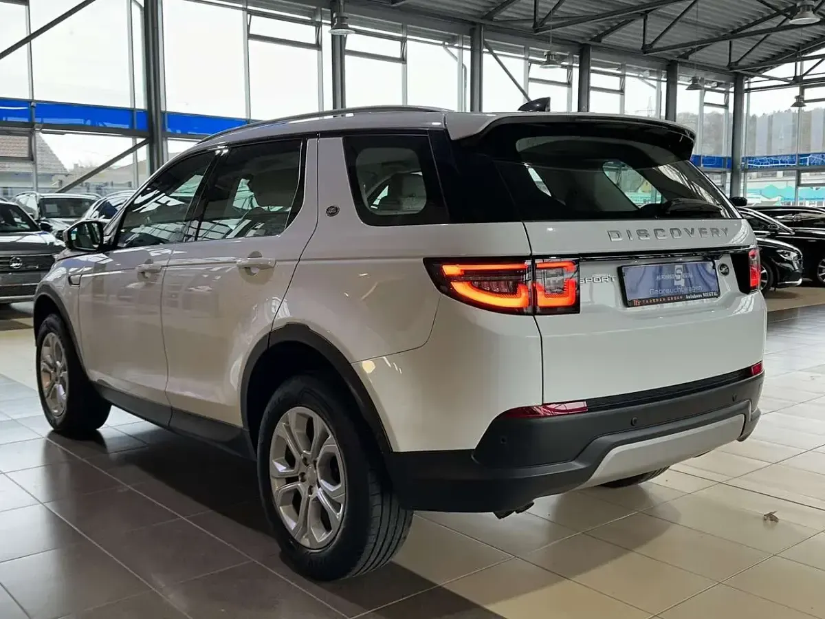 Gebraucht Land Rover Discovery Sport 204 PS (150 kW) 2021 Weiß SUV