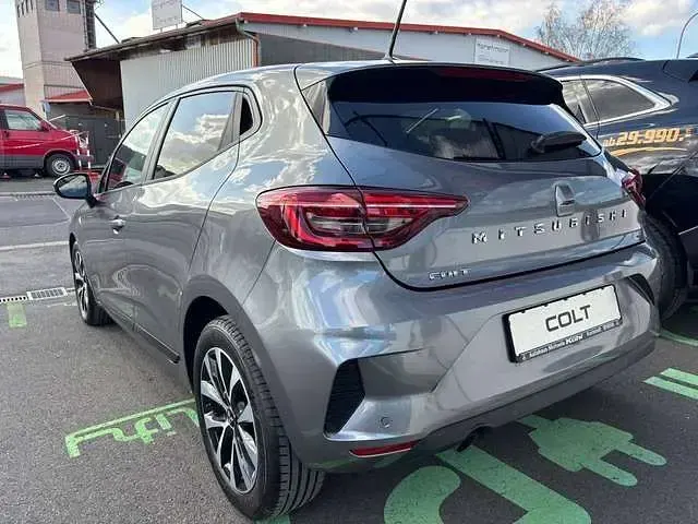 Neu Mitsubishi Colt Plus 67 PS (49 kW) 2025 Achatgrau Kleinwagen