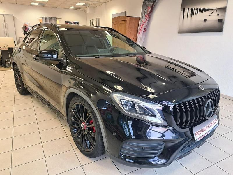 Gebraucht Mercedes GLA220 Style 170 PS (125 kW) 2019 Schwarz SUV