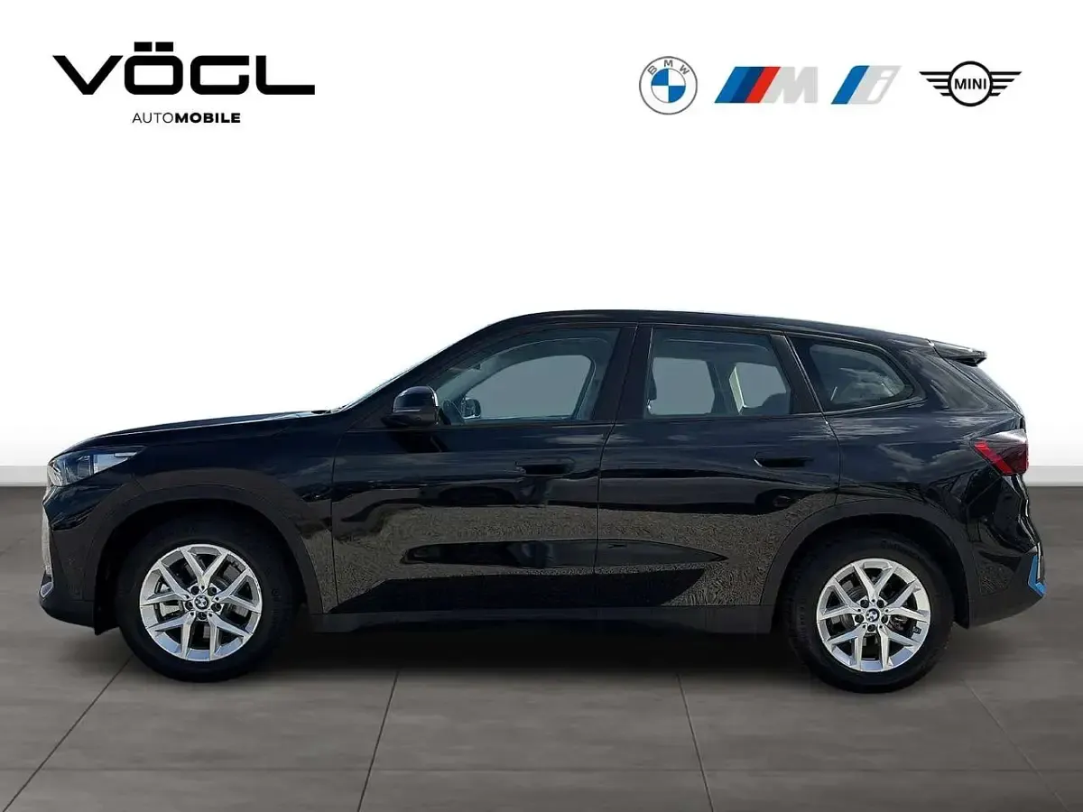 Gebraucht BMW iX1 Performance 200 kW (272 PS) 2022 Schwarz SUV
