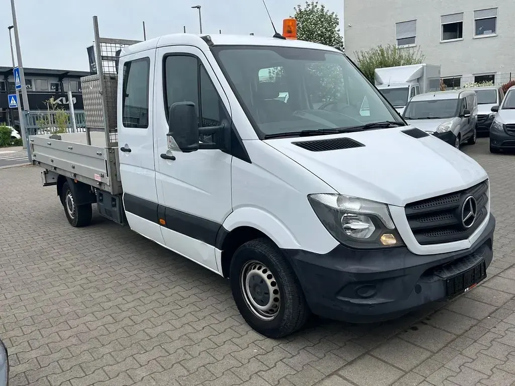 Gebraucht Mercedes Sprinter 163 PS (119 kW) 2018 Weiß Van