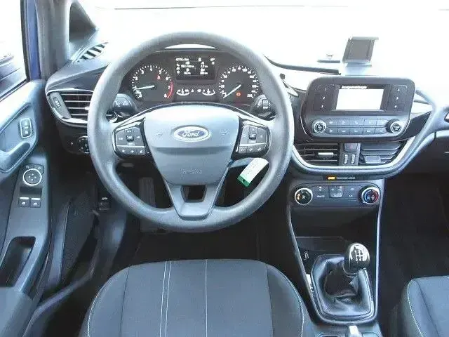 Gebraucht Ford Fiesta Trend 71 PS (52 kW) 2019 Blau Kleinwagen