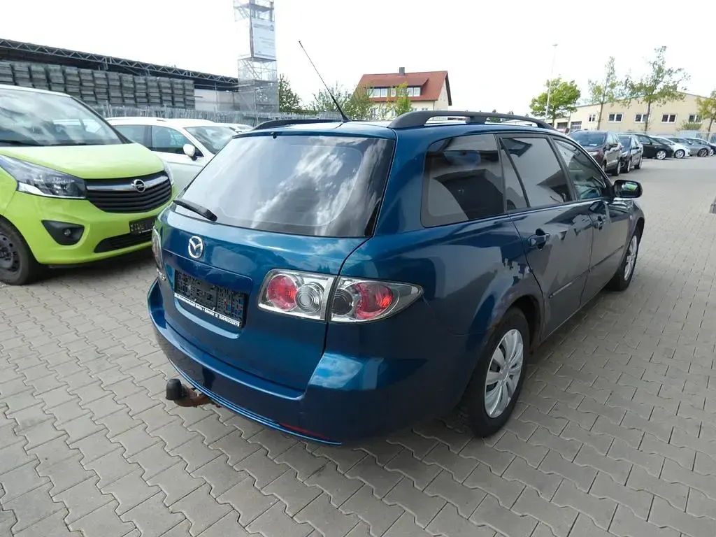 Usata Mazda 6 Exclusive 120 CV (88 kW) 2005 Blu Station wagon