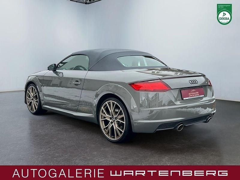 Gebraucht Audi TT Roadster S-Line 245 PS (180 kW) 2023 Grau Cabrio