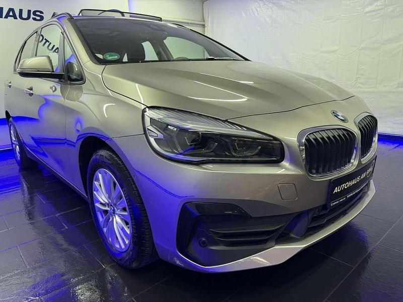Gebraucht BMW 220 178 PS (130 kW) 2020 Kaschmirsilber metallic Van / Kleinbus