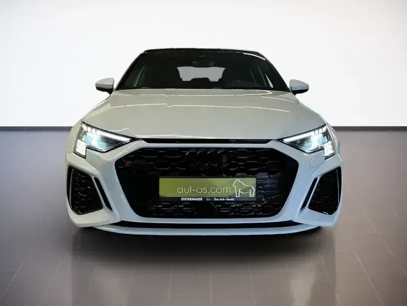Gebraucht Audi RS3 Sportback Ambiente 400 PS (294 kW) 2022 Weiss Kleinwagen