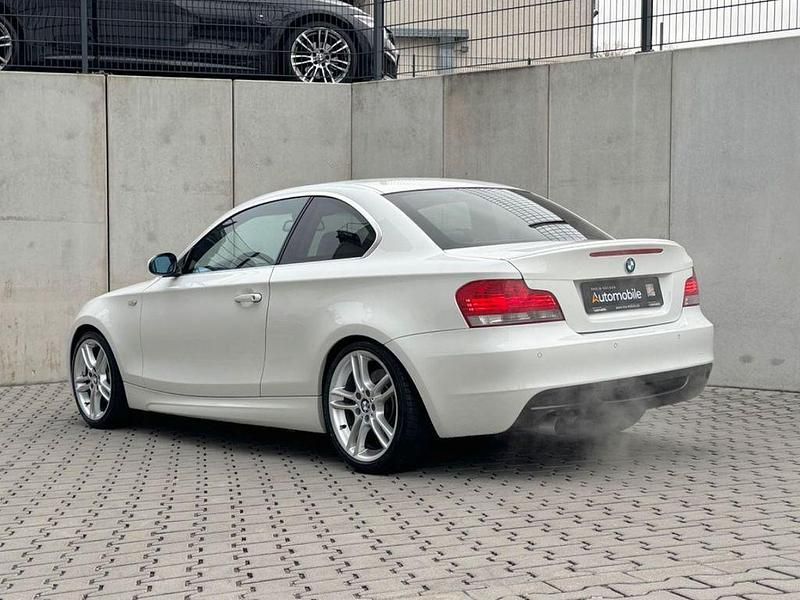 Gebraucht BMW 135 M Sport 306 PS (225 kW) 2008 Weiß Kleinwagen