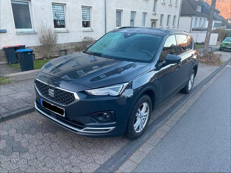 Grau Gebraucht 2021 Seat Tarraco SUV | 19.000 € (Superpreis) - Bild 1/4