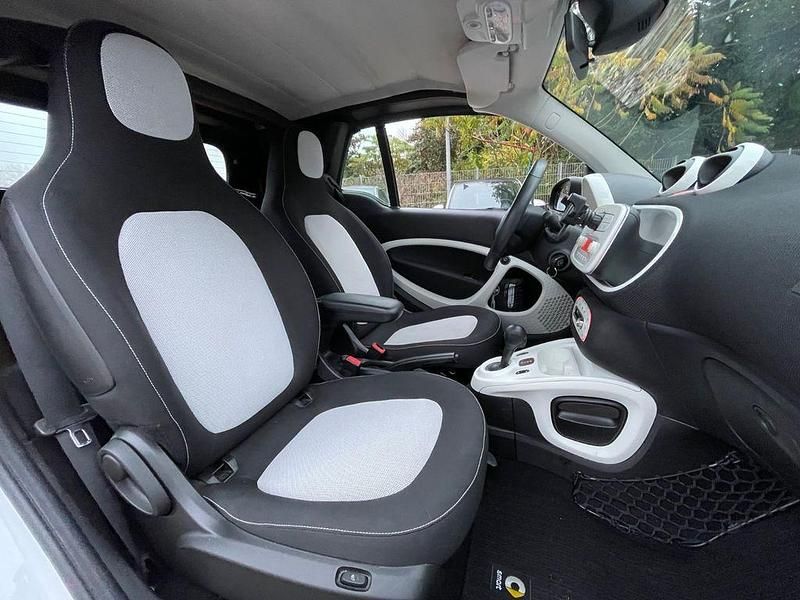 Gebraucht Smart ForTwo Cabrio 90 PS (66 kW) 2019 Weiß Cabrio