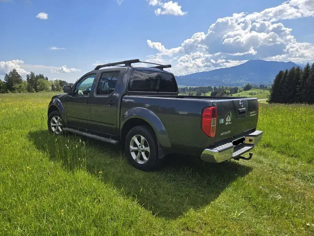 Gebraucht Nissan Navara 231 PS (169 kW) 2013 Grau Pickup