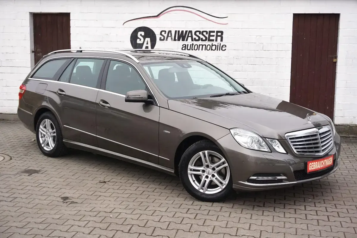 Usata Mercedes E200 184 CV (135 kW) 2012 Grigio Station wagon