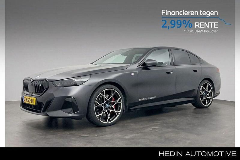 Grau Gebraucht 2023 BMW i5 Sport Line Limousine | 59.880 € (Fairer Preis) - Bild 1/4