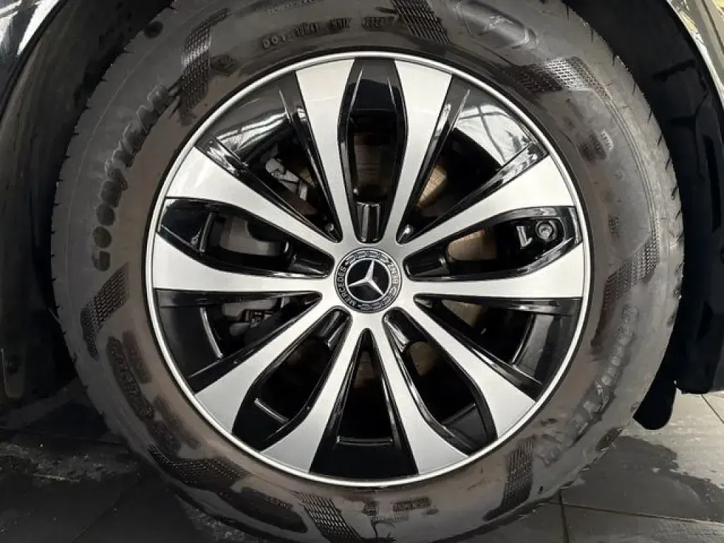 Gebraucht Mercedes 200 204 PS (150 kW) 2024 Obsidianschwarz (metallic) Kombi