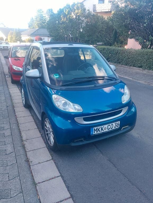 Blau Gebraucht 2008 Smart ForTwo Cabrio Passion Cabrio | 1.950 € (Superpreis) - Bild 1/4