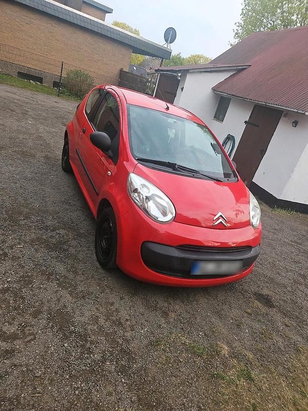 Gebraucht Citroën C1 70 PS (51 kW) 2007 Rot Kleinwagen
