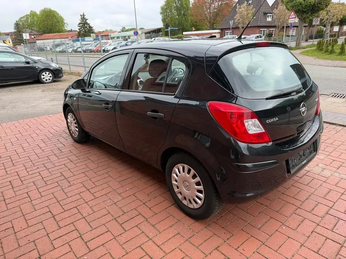 Gebraucht Opel Corsa 70 PS (51 kW) 2013 Schwarz Kleinwagen