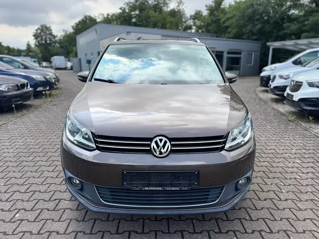 Gebraucht VW Touran Cross 105 PS (77 kW) 2012 Braun Van / Kleinbus