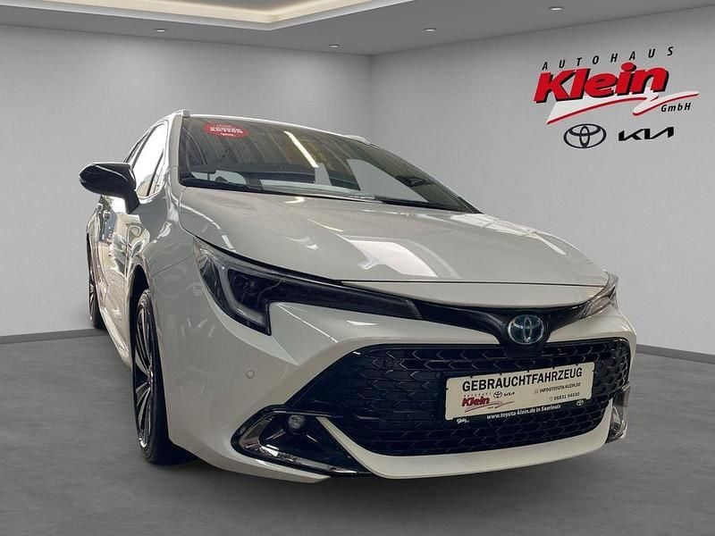Neu Toyota Corolla 141 PS (103 kW) 2025 Weiß Kombi