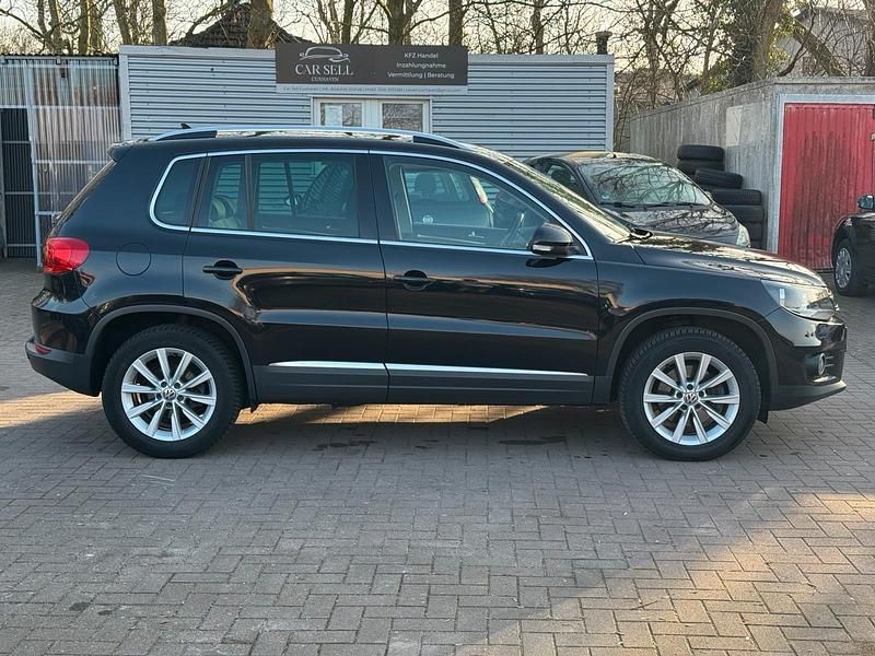 Gebraucht VW Tiguan 140 PS (102 kW) 2012 Schwarz SUV