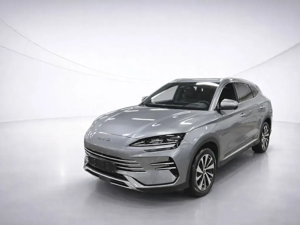 Usata BYD Seal U Boost 218 CV (160 kW) 2025 Grigio SUV