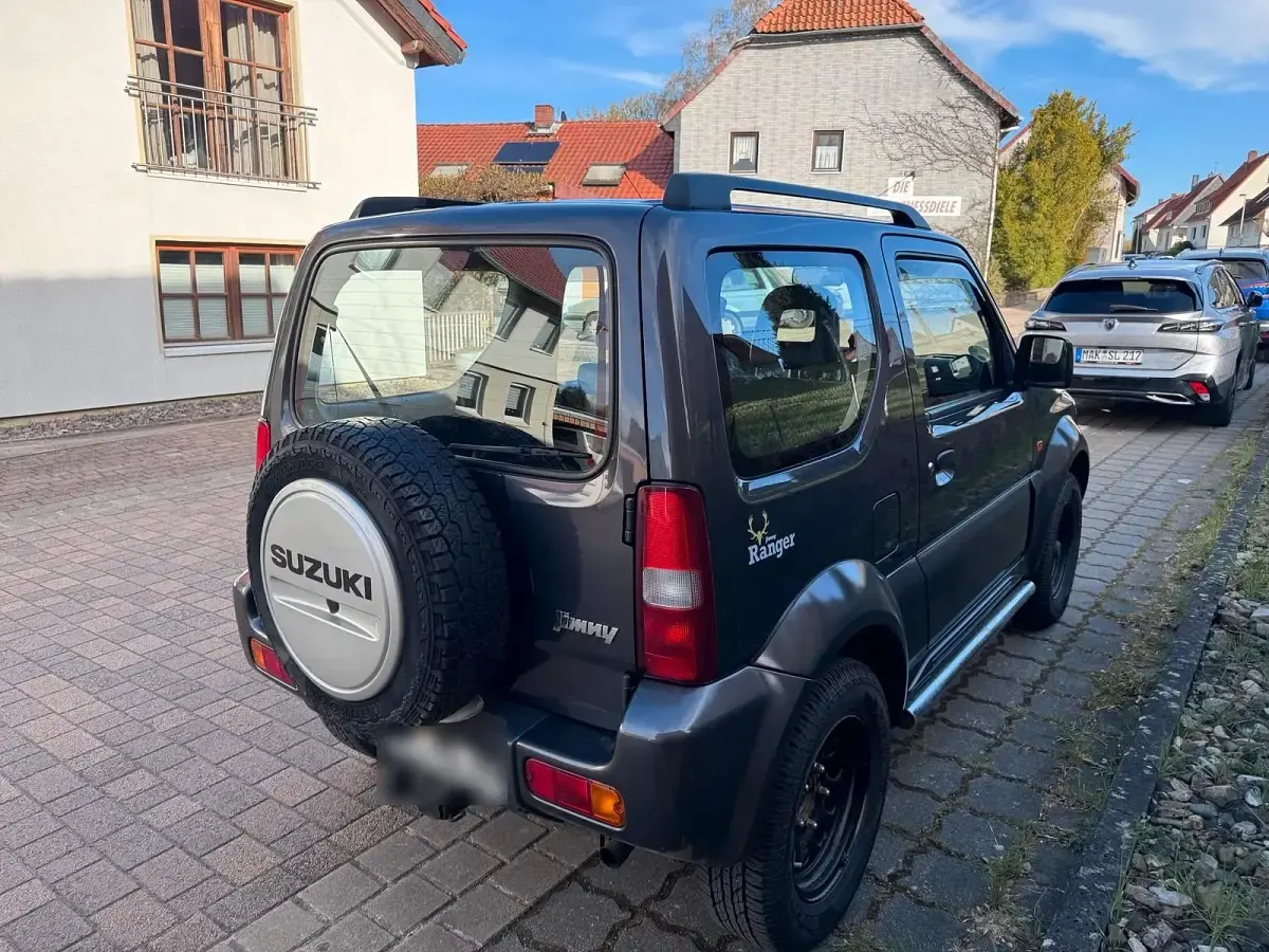 Gebraucht Suzuki Jimny 86 PS (63 kW) 2009 Schwarz SUV