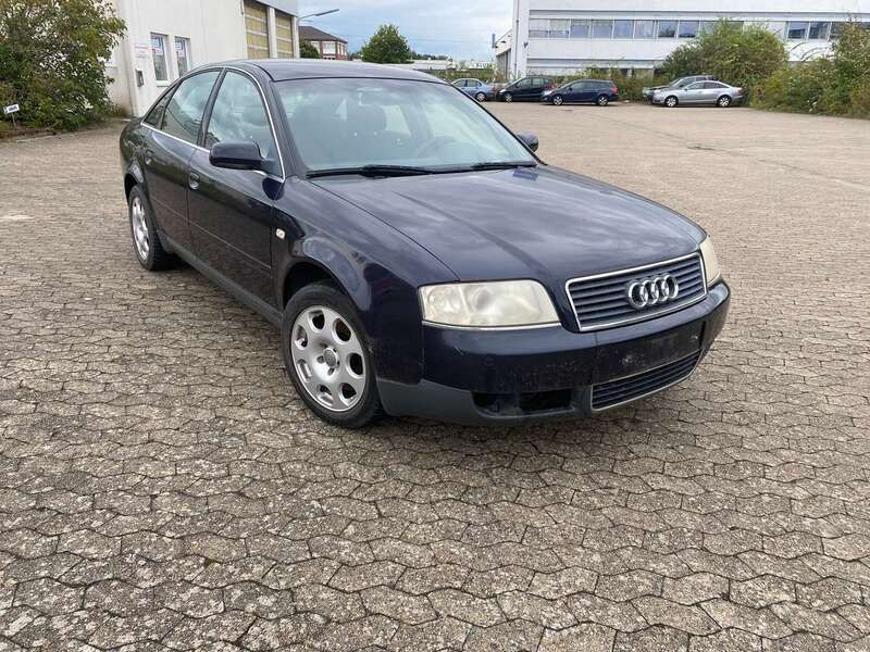 Blau Gebraucht 2002 Audi A6 Limousine | 1.500 € (Superpreis) - Bild 1/4