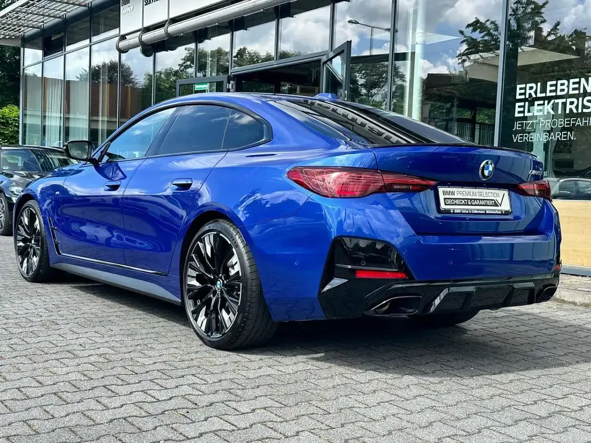 Gebraucht BMW M440 M Sport 374 PS (275 kW) 2025 Blau Limousine