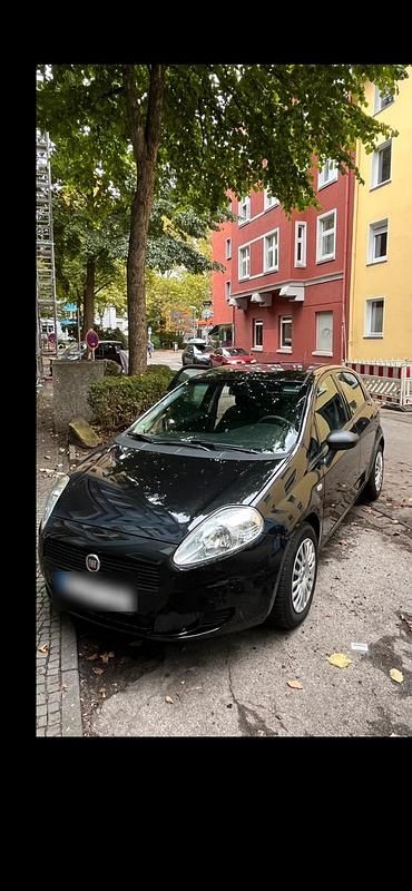 Schwarz Gebraucht 2013 Fiat Punto Kleinwagen | 3.900 € (Guter Preis) - Bild 1/4