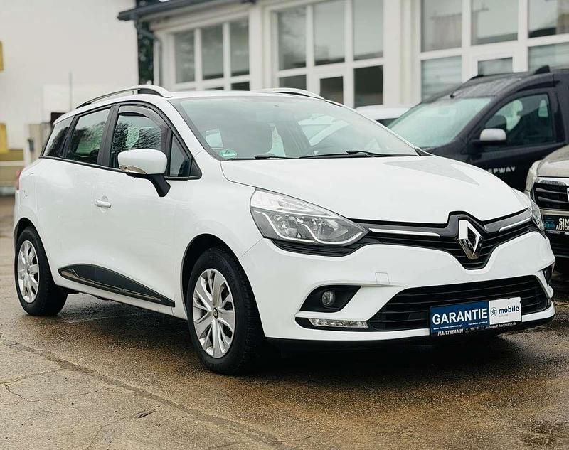 Gebraucht Renault Clio GrandTour 90 PS (66 kW) 2018 Gletscherweiss Kombi