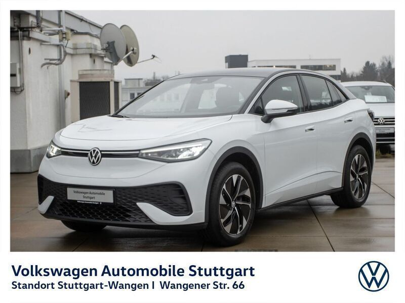Gletscherweiß metallic/schwarz Gebraucht 2024 VW ID.5 Pro SUV | 39.930 € (Fairer Preis) - Bild 1/4