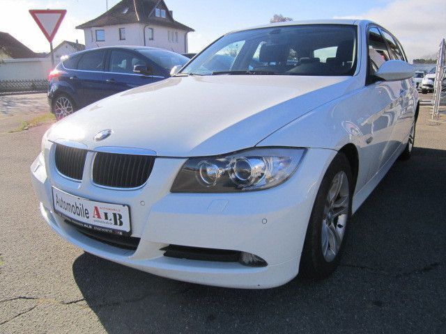 Weiß Gebraucht 2008 BMW 320 Kombi | 3.190 € (Superpreis) - Bild 1/4