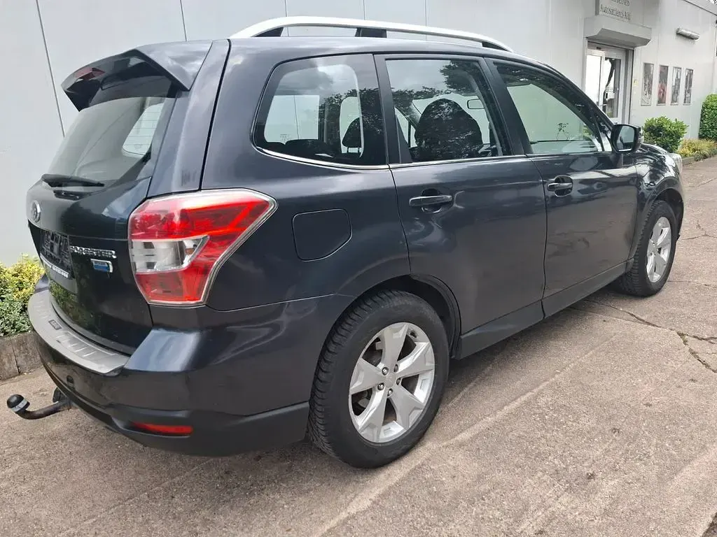 Gebraucht Subaru Forester Exclusive+ 147 PS (108 kW) 2014 Dark grey SUV