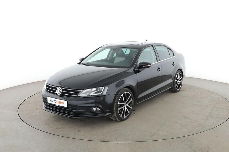 Gebraucht VW Jetta 110 PS (80 kW) 2016 Schwarz Limousine