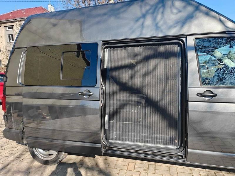 Gebraucht VW Transporter 204 PS (150 kW) 2018 Grau Van