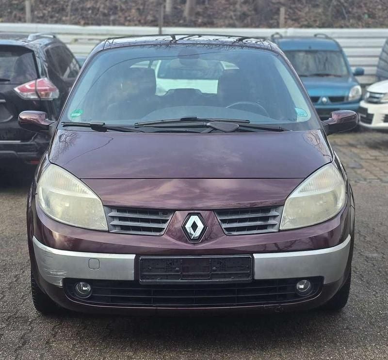 Gebraucht Renault Scénic Dynamique 113 PS (83 kW) 2003 Rot "syrah" Van / Kleinbus