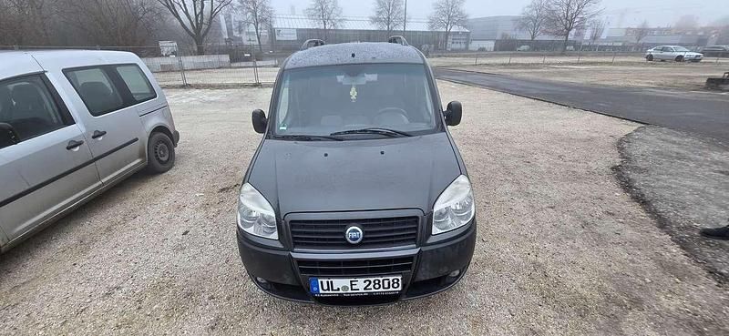 Gebraucht 2004 Fiat Doblò Van / Kleinbus | 3.000 € (Fairer Preis) - Bild 1/4