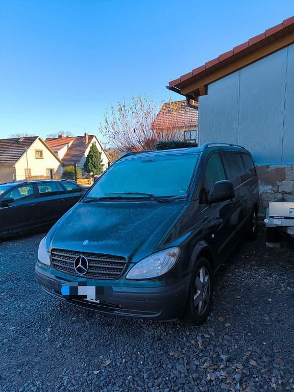 Grün Gebraucht 2007 Mercedes Vito Van / Kleinbus | 7.000 € (Guter Preis) - Bild 1/4