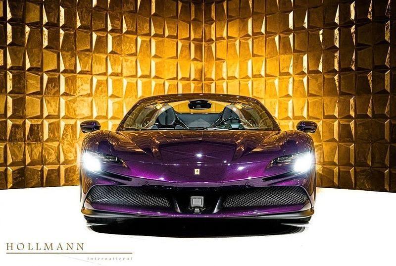 Neu Ferrari SF90 999 PS (734 kW) 2026 Violett Cabrio